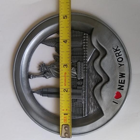 New York Souvenir Decorative Metal Plate - Picture 11 of 15